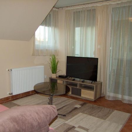 Greta Apartman Hajdúszoboszló Εξωτερικό φωτογραφία