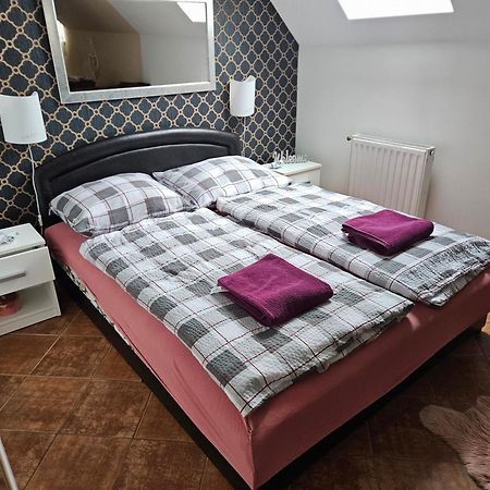 Greta Apartman Hajdúszoboszló Εξωτερικό φωτογραφία